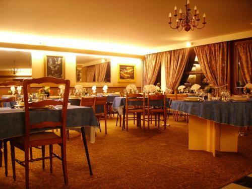 Hotel Restaurant Du Tourisme Latronquiere Екстер'єр фото